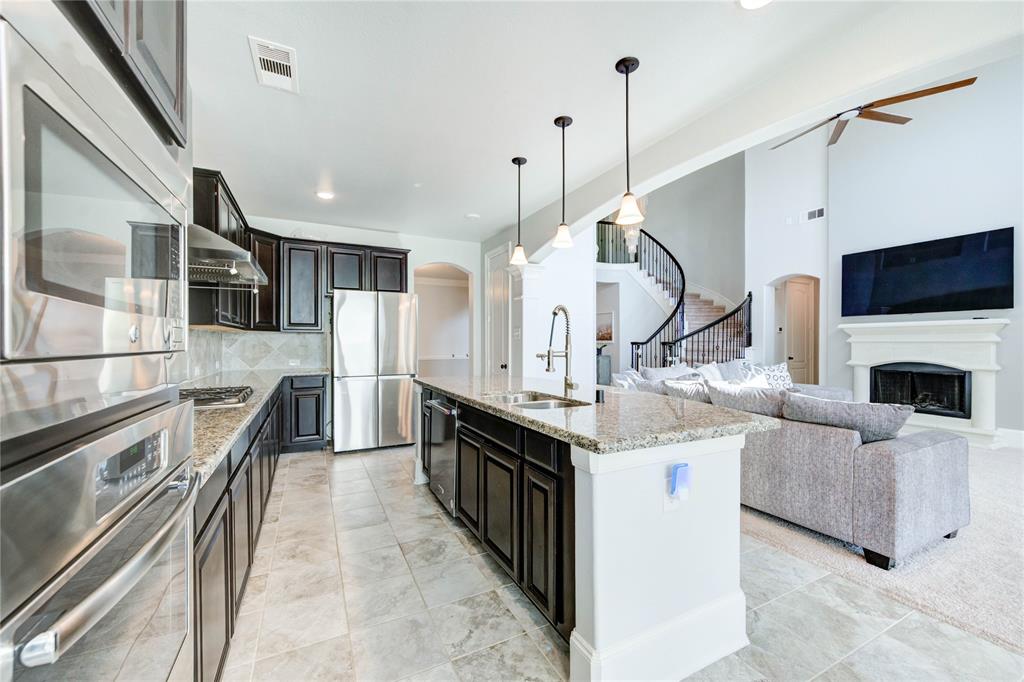 1103 River Delta Lane Ln, Rosenberg, Texas image 17
