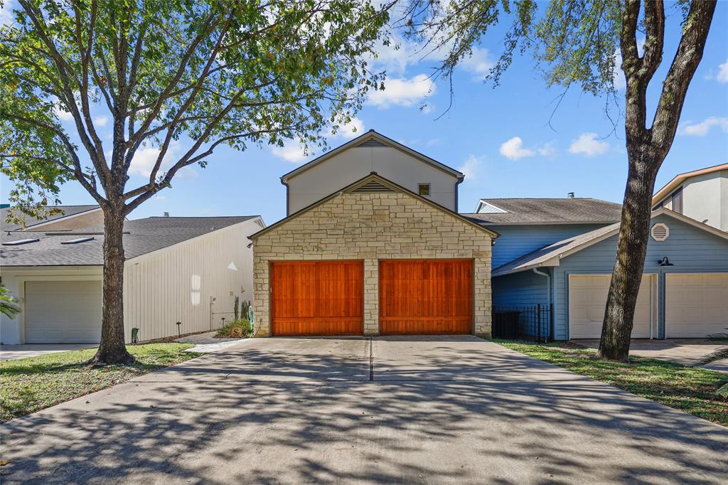11119 Twain Drive