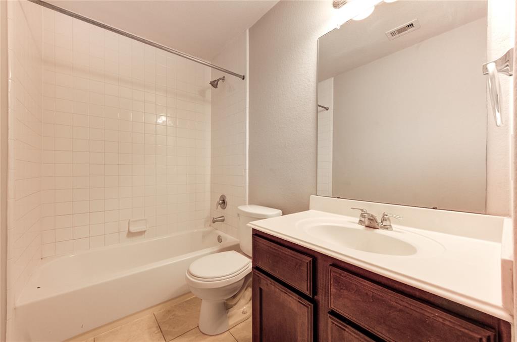 2831 Lake Villa Drive, Missouri City, Texas image 32