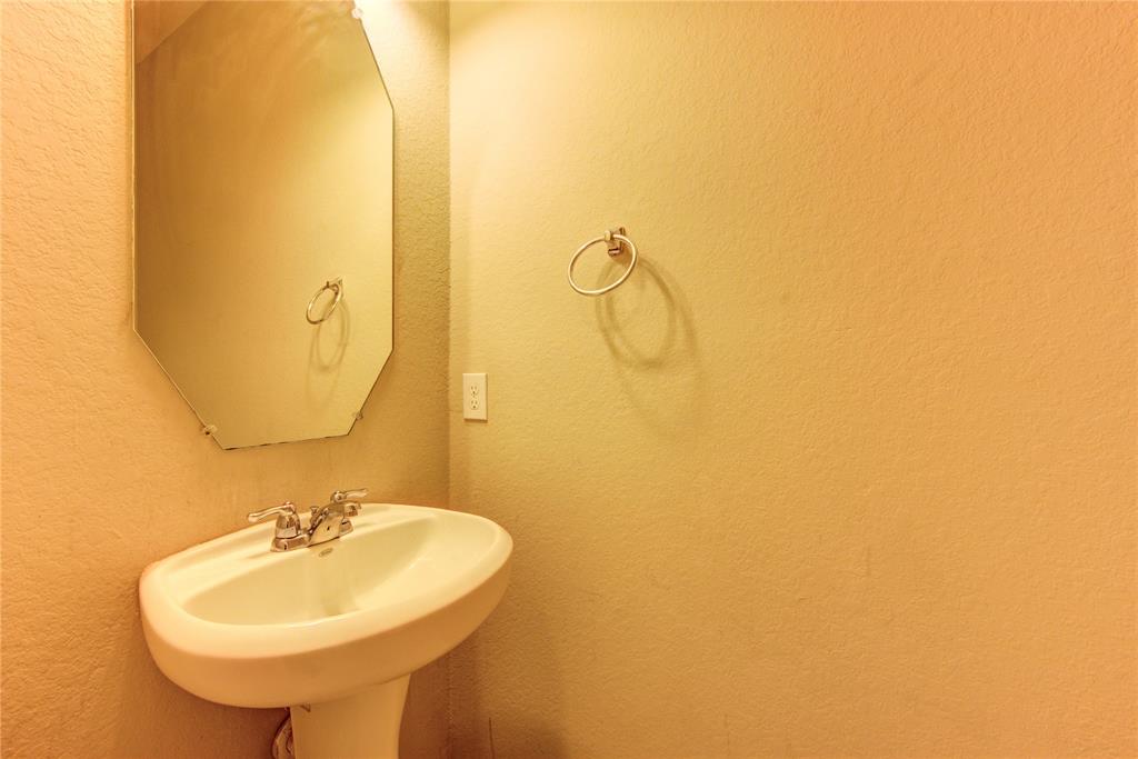 2831 Lake Villa Drive, Missouri City, Texas image 21