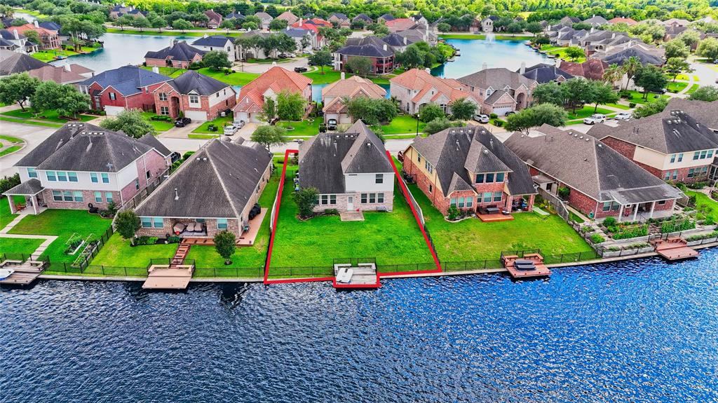 2831 Lake Villa Drive, Missouri City, Texas image 2