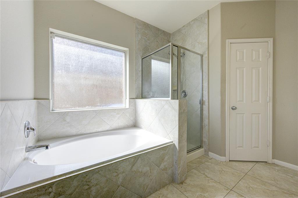 2831 Lake Villa Drive, Missouri City, Texas image 25