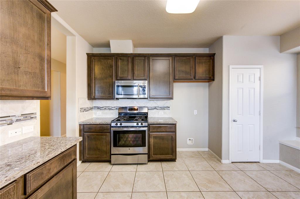 2831 Lake Villa Drive, Missouri City, Texas image 14