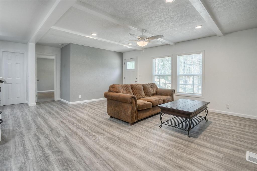 304 N Walnut Drive, Trinity, Texas image 17