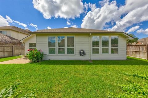 A home in League City