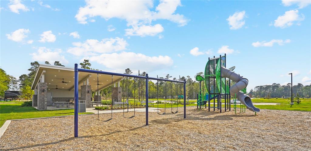 5919 Canyon Dawn Drive, Spring, Texas image 34