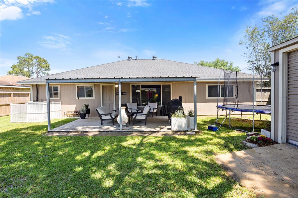 10114 Clairmont Drive, La Porte, Texas image 20