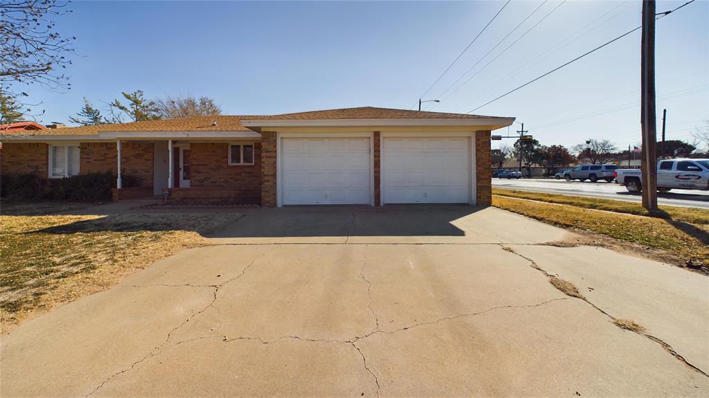 8013 Chicago Avenue, Lubbock, Texas image 1