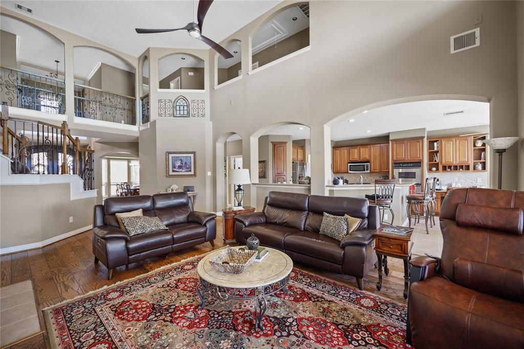 18815 Manleigh Court Court, Tomball, Texas image 8