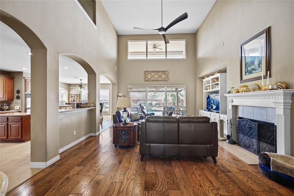 18815 Manleigh Court Court, Tomball, Texas image 6
