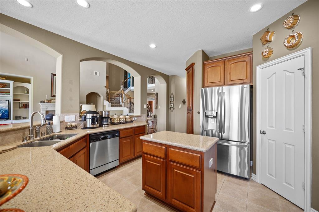 18815 Manleigh Court Court, Tomball, Texas image 13