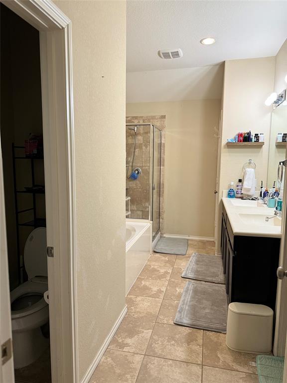 6861 Dogwood Cliff Lane, Dickinson, Texas image 17