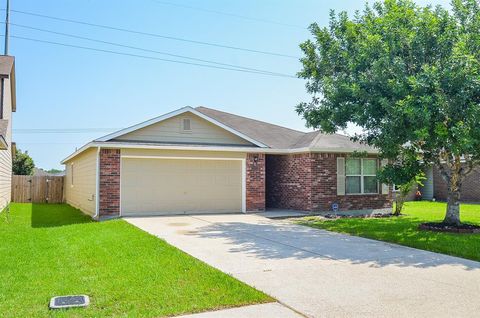 Single Family Residence in Texas City TX 9102 Stingray Court.jpg
