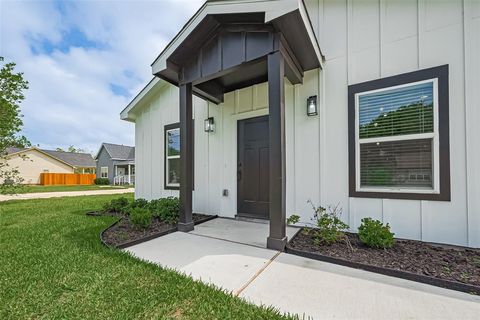 630 Silliman Sealy TX 77474