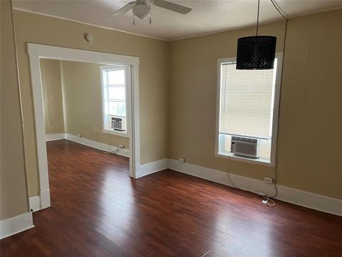 Photo of 5105 Crawford Street #2, Houston, TX 77004 (MLS # 33247343)