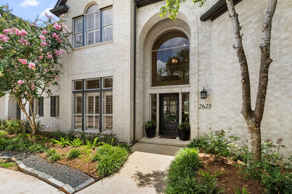 2623 Old South Drive