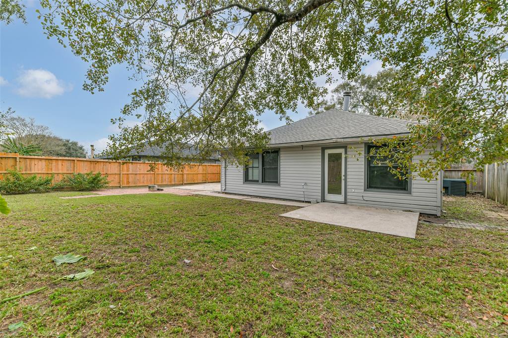 412 Starborrough Drive, League City, Texas image 31