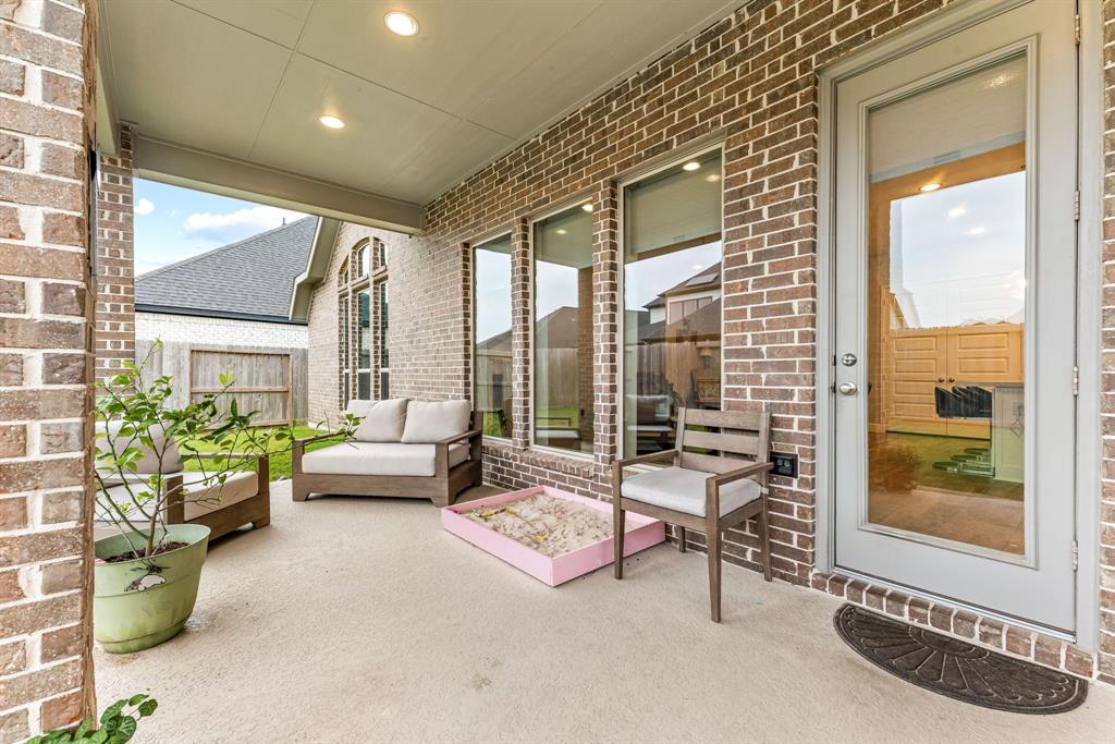 4107 Maple Glen Drive, Fulshear, Texas image 18