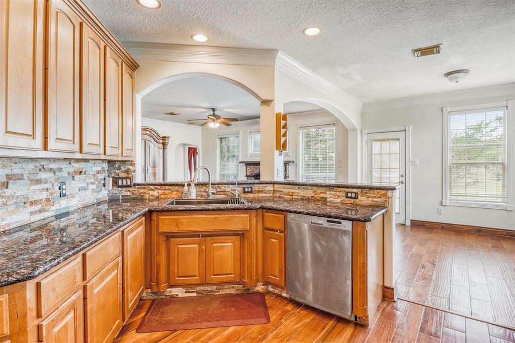 9131 Crown Jewel Drive, Richmond, Texas image 10