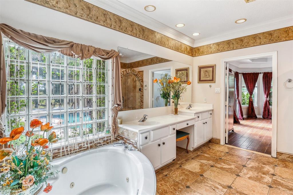9131 Crown Jewel Drive, Richmond, Texas image 19