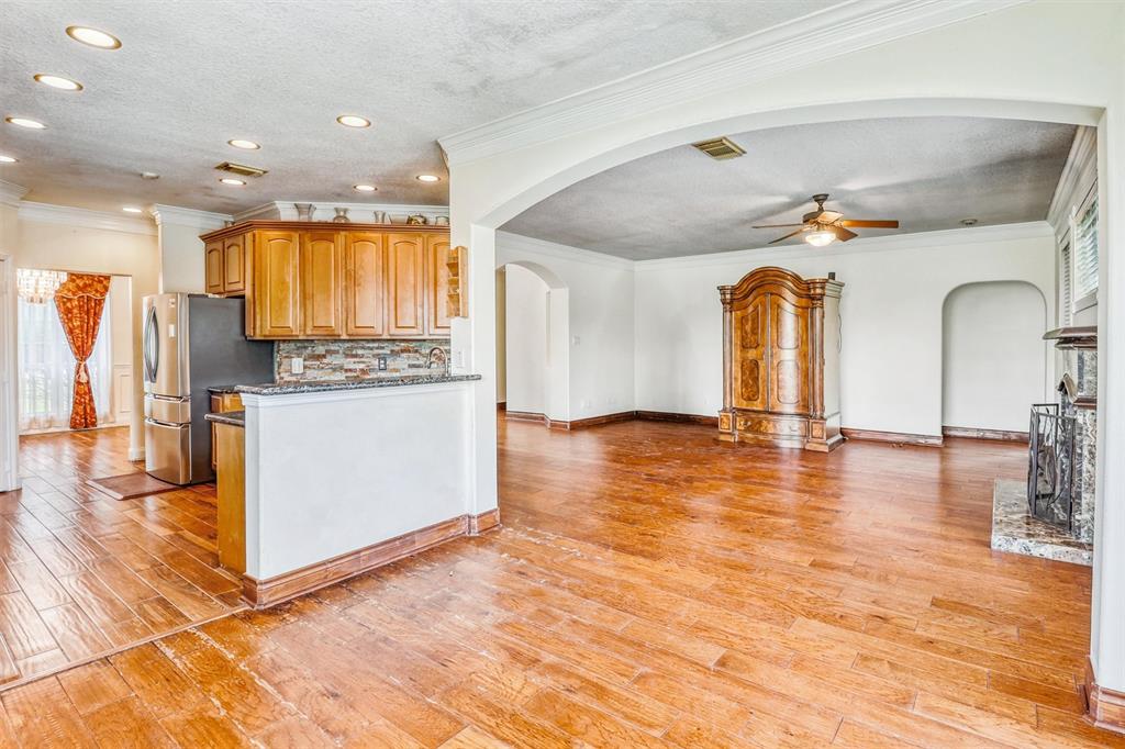 9131 Crown Jewel Drive, Richmond, Texas image 12