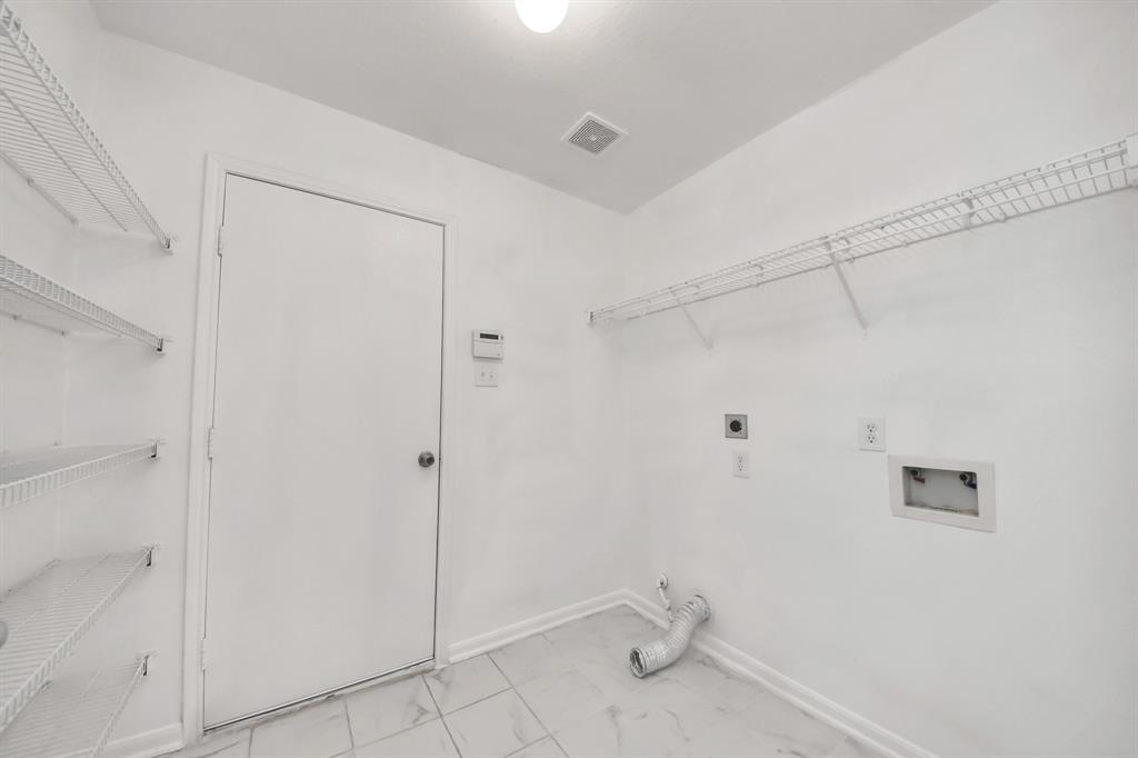 5818 Taylan Lane, Rosenberg, Texas image 37