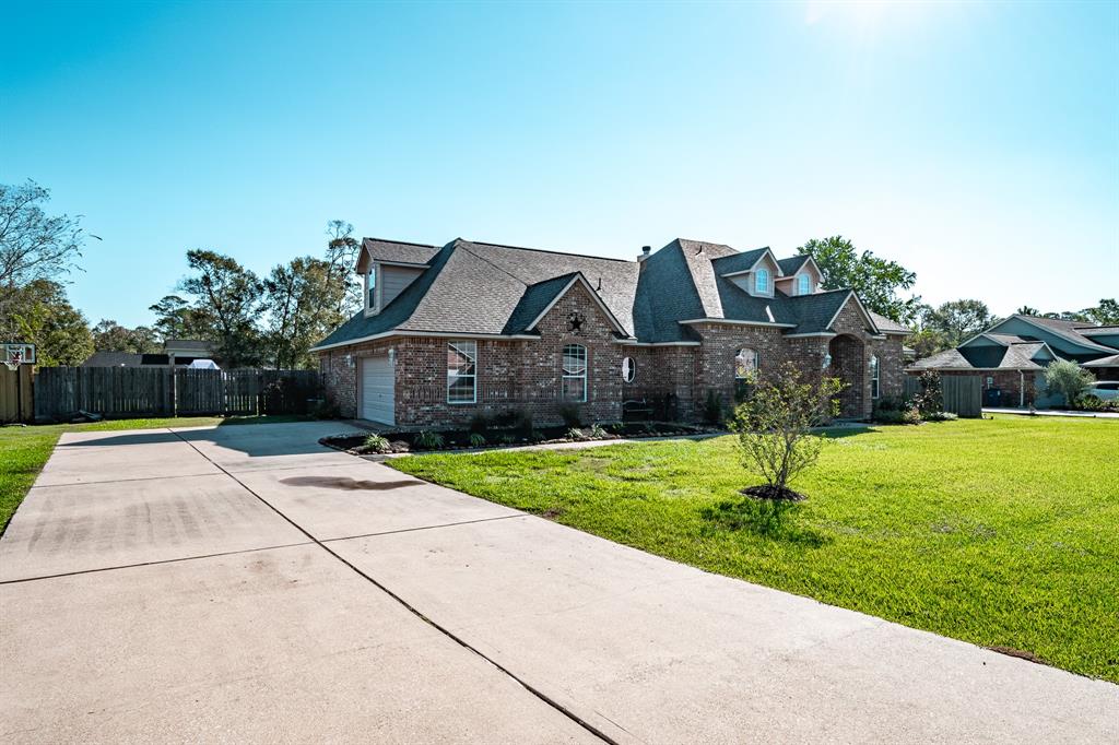 13202 Timberridge Drive, Dayton, Texas image 3