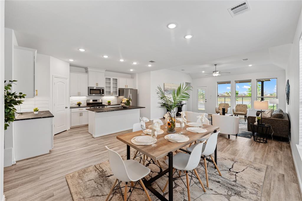 546 Long Beach Bay Drive, Katy, Texas image 7