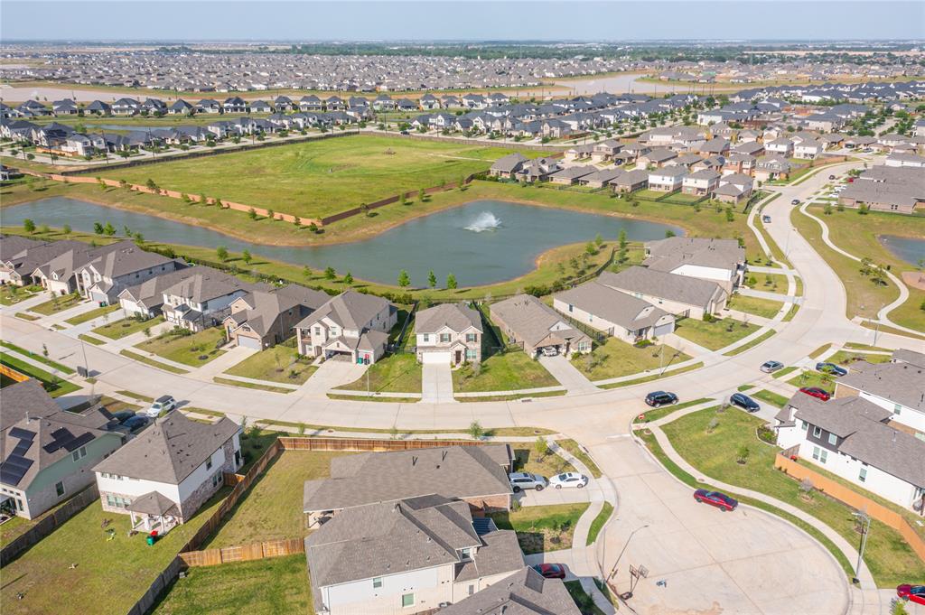 546 Long Beach Bay Drive, Katy, Texas image 42