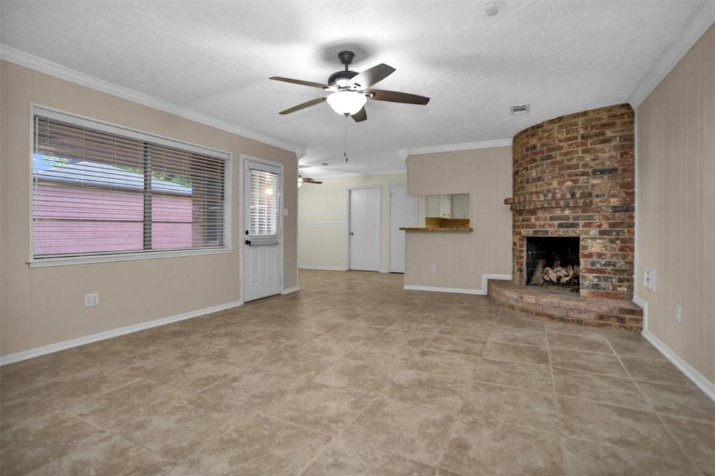 4702 Carbrook Court, Spring, Texas image 4