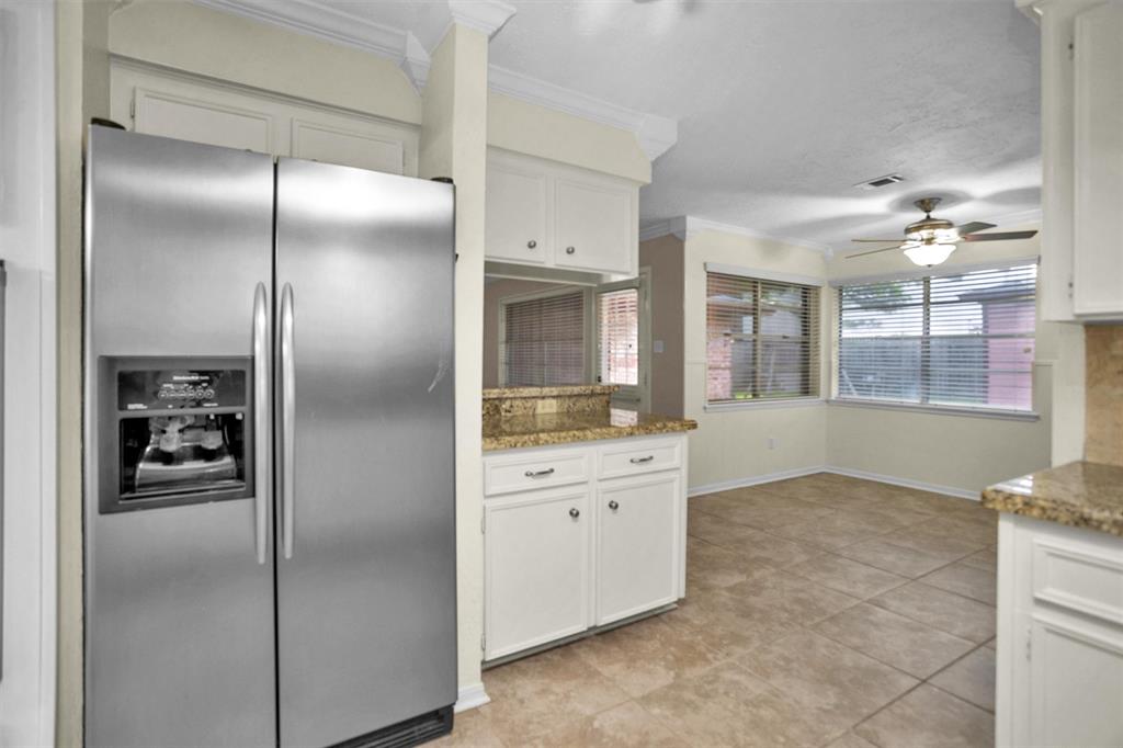 4702 Carbrook Court, Spring, Texas image 7