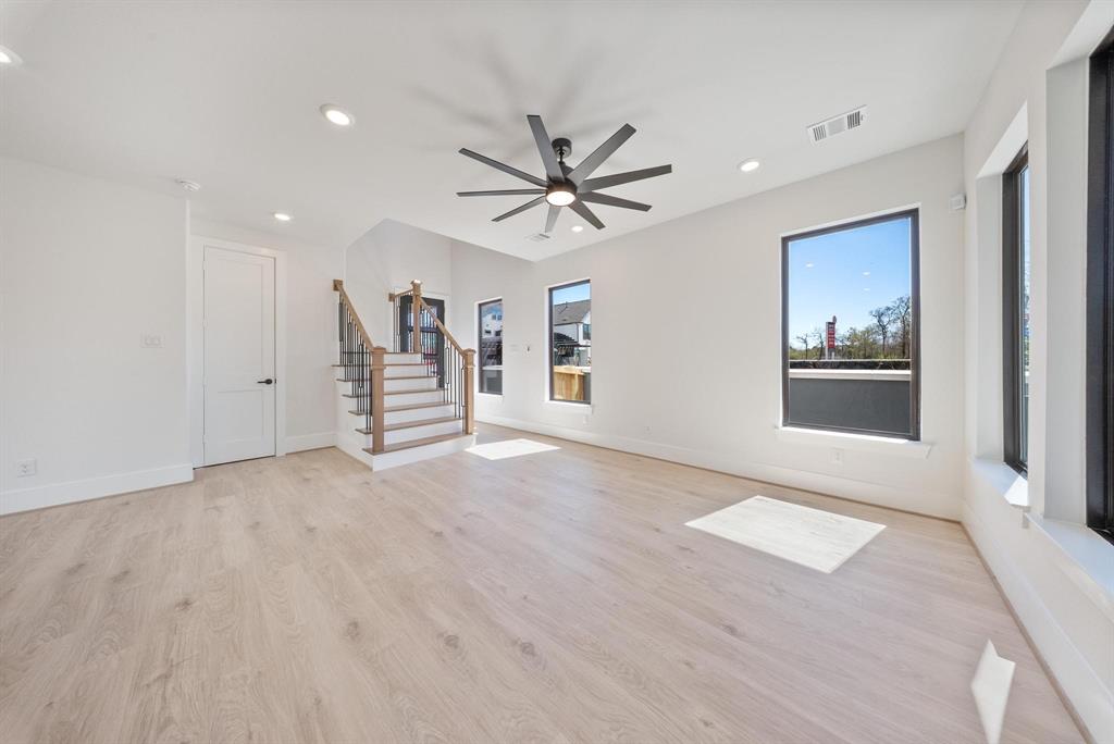 403 Forest Reserve Place