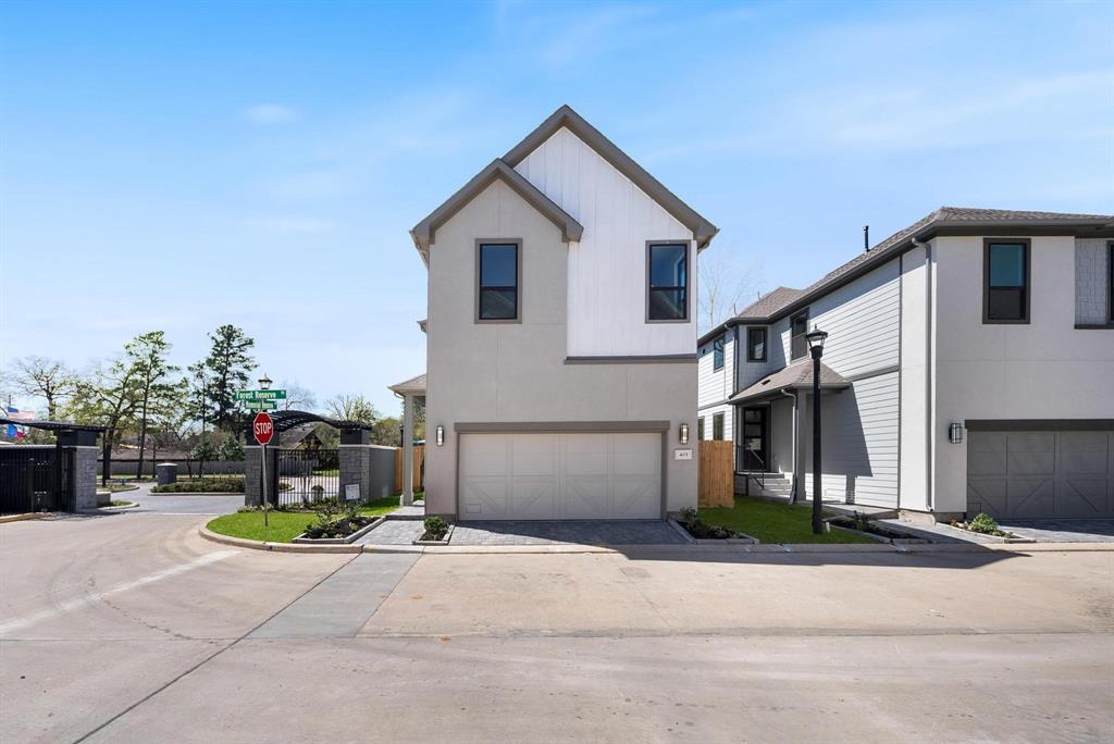 403 Forest Reserve Place