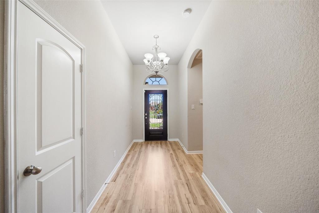 20511 Kendall Cliff Court