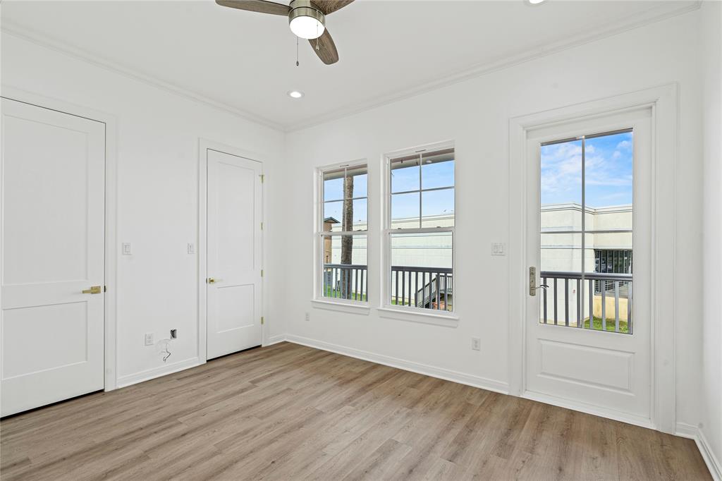 1028 62nd Street, Galveston, Texas image 4