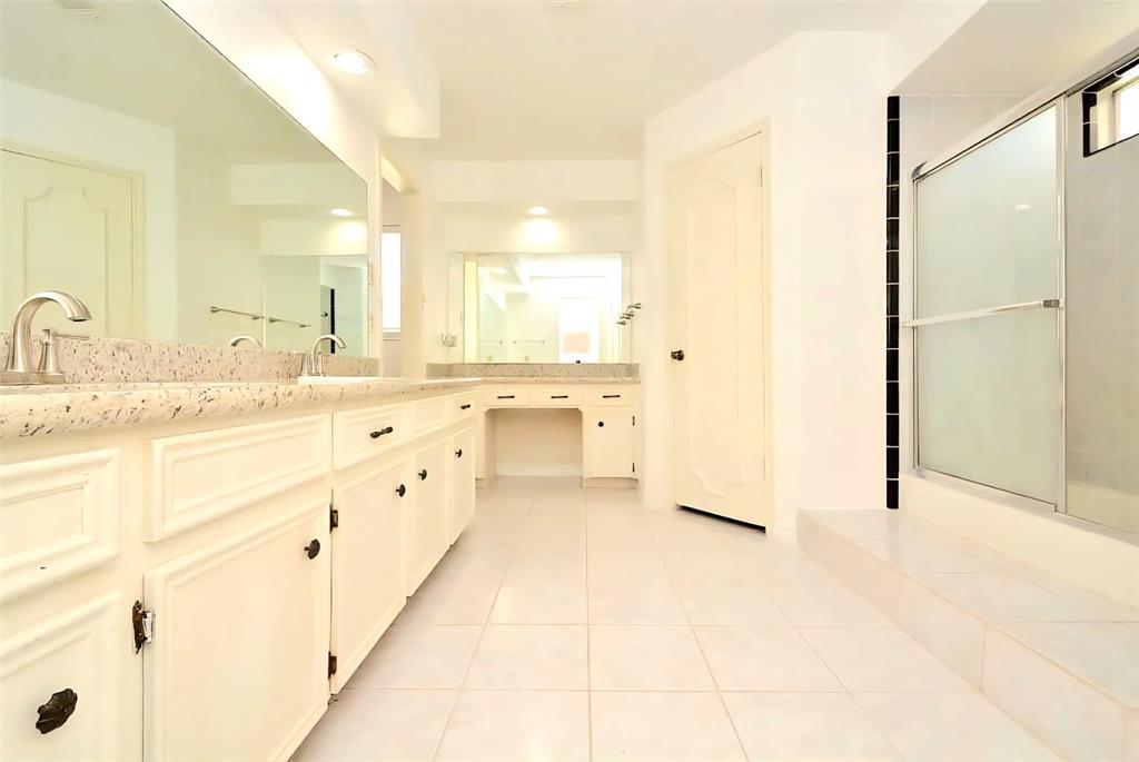 839 Hidden Canyon Road, Katy, Texas image 17