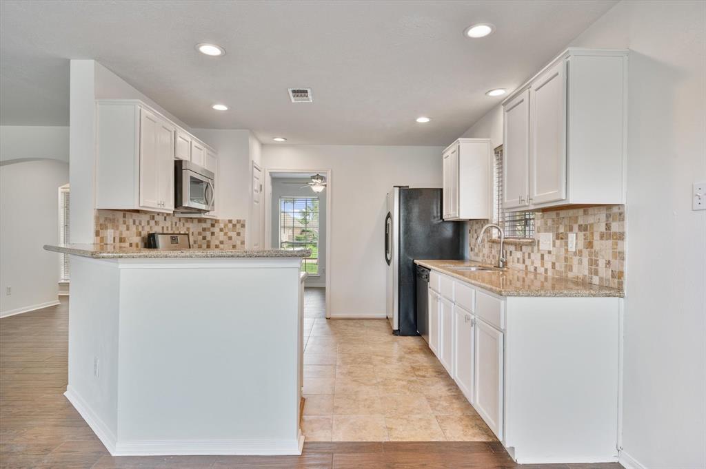 3118 Pheasant Trail Drive, Sugar Land, Texas image 13