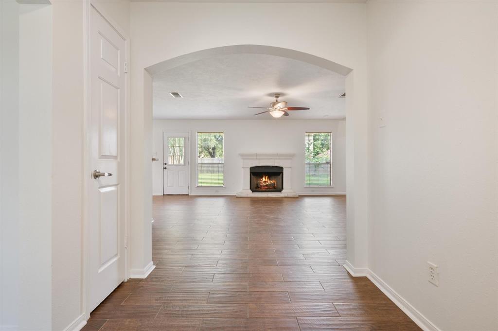 3118 Pheasant Trail Drive, Sugar Land, Texas image 4