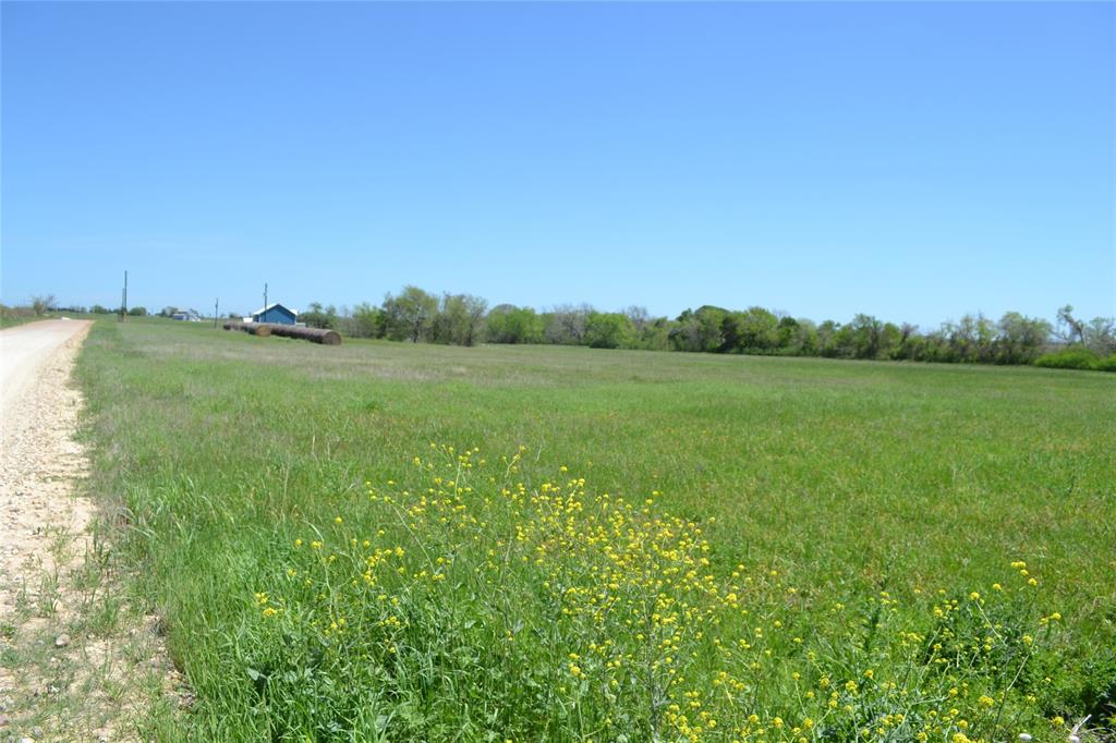 5568 Bleiblerville Road, Bleiblerville, Texas image 11