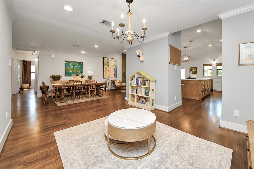 2019 De Milo Drive, Houston, Texas image 11
