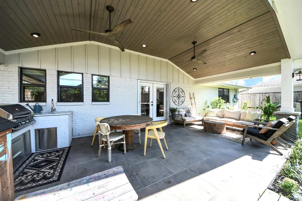 2019 De Milo Drive, Houston, Texas image 3