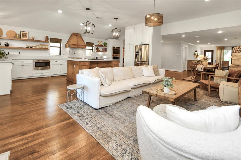 2019 De Milo Drive, Houston, Texas image 18
