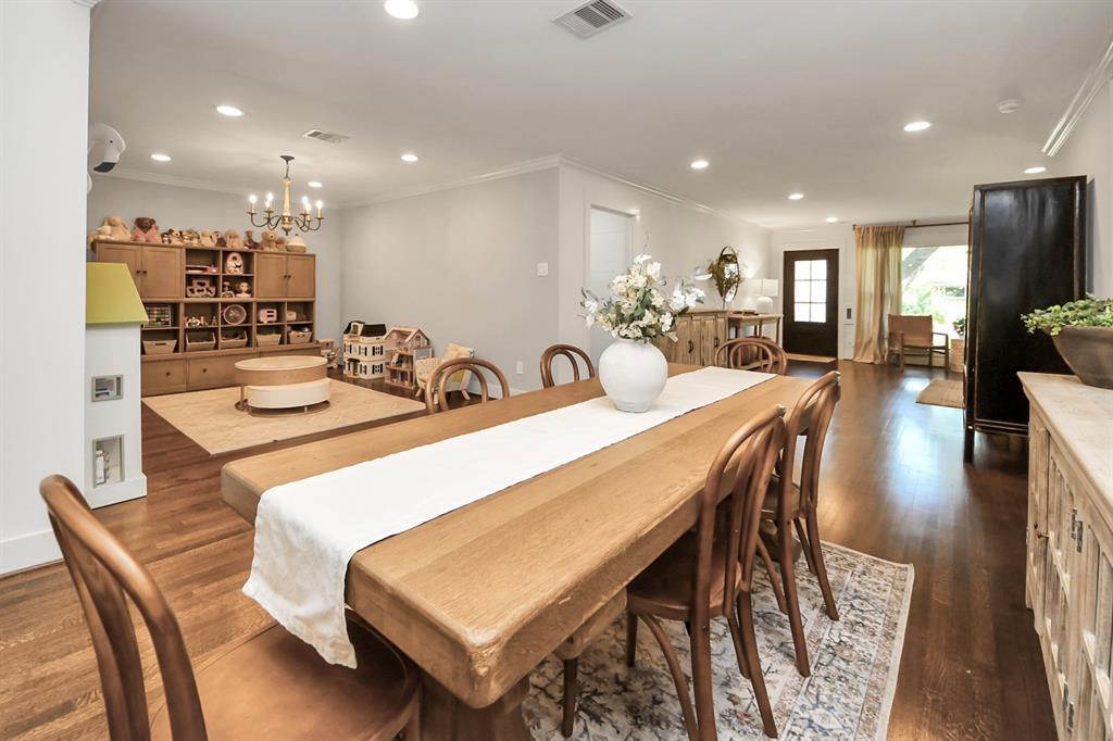 2019 De Milo Drive, Houston, Texas image 9