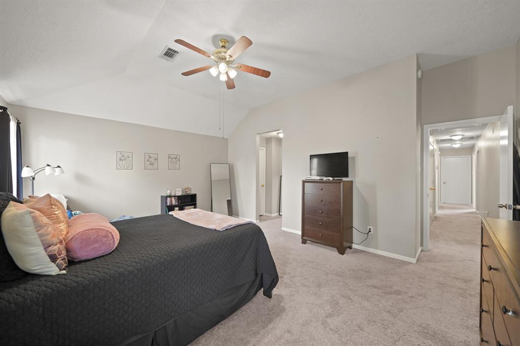 1411 Hunter Ridge Court, Fresno, Texas image 12