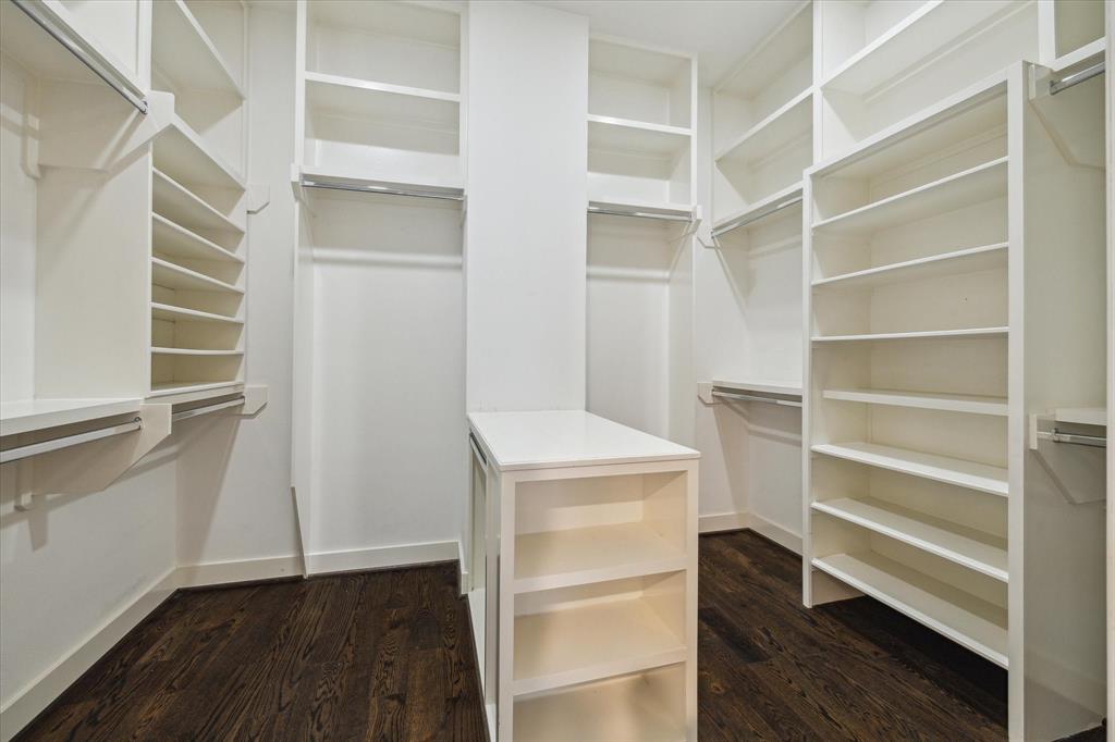 5929 E Post Oak Lane, Houston, Texas image 18