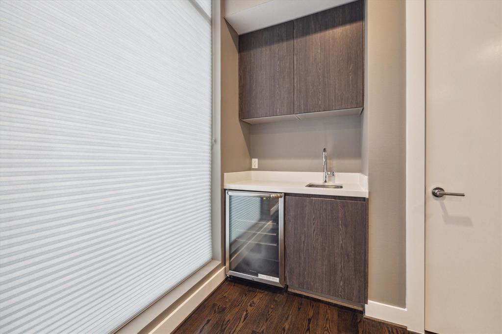 5929 E Post Oak Lane, Houston, Texas image 31