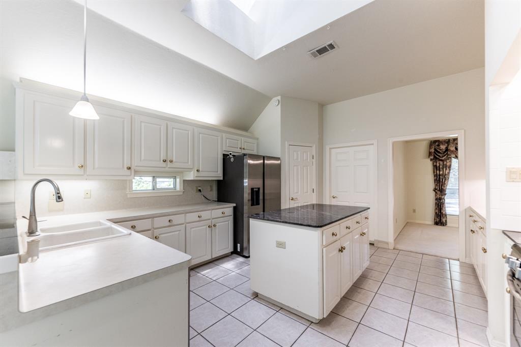 1967 Greentree Drive, Huntsville, Texas image 11
