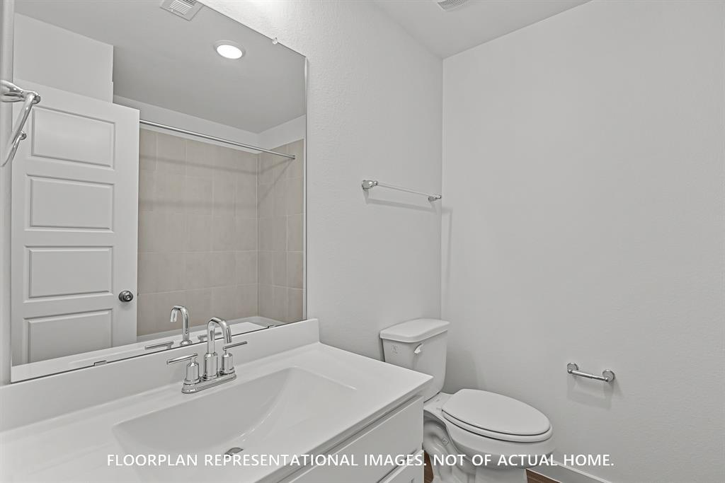 960 Oak Mist Lane, Magnolia, Texas image 13