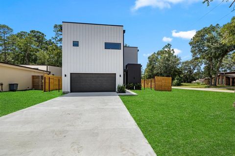 A home in Conroe