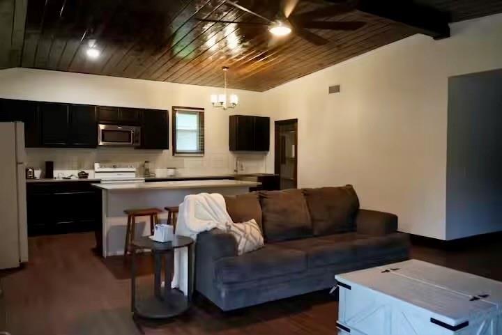 991 Kovar Unit D Road, Flatonia, Texas image 7